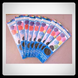 🎉Party Decor🎉 Black tissue Pompoms (9 sets of 2)